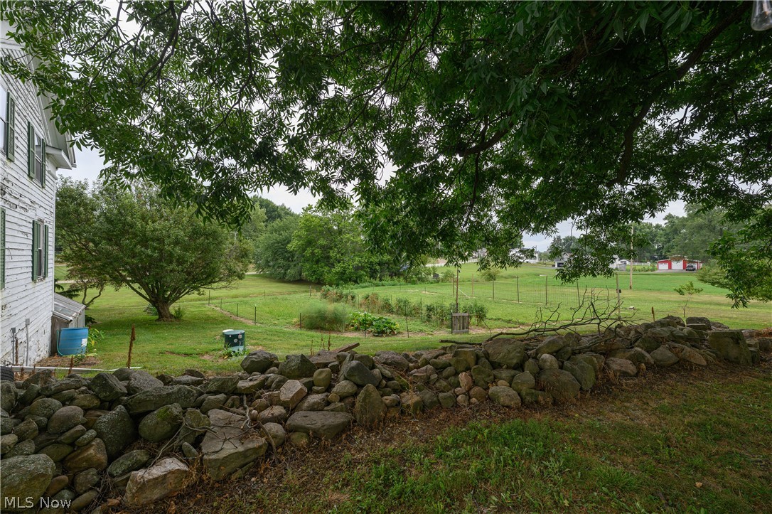 12201 King Church Avenue NW Uniontown OH 44685