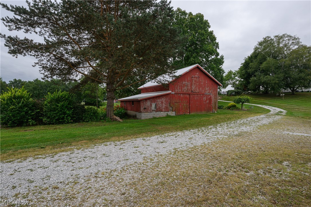 12201 King Church Avenue NW Uniontown OH 44685