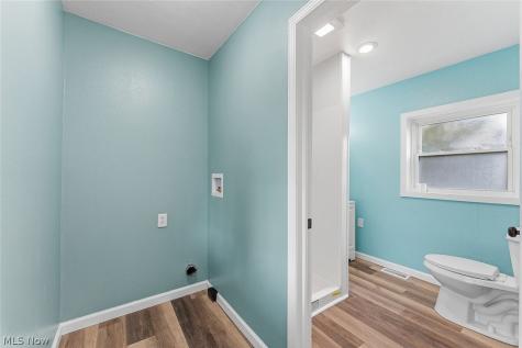 110 Bailey Court Elyria OH 44035