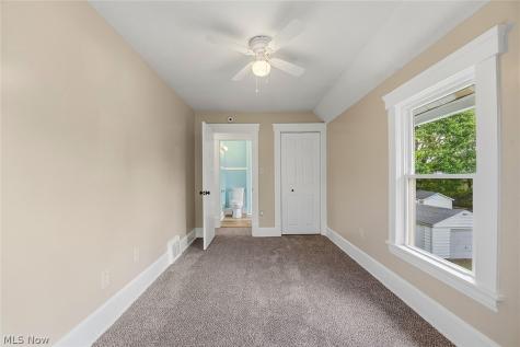 110 Bailey Court Elyria OH 44035