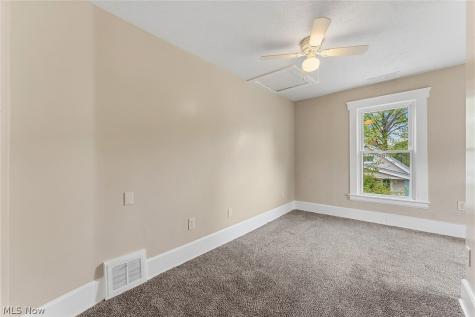 110 Bailey Court Elyria OH 44035