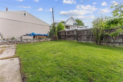 110 Bailey Court Elyria OH 44035