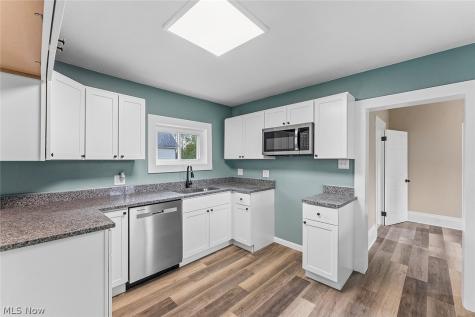 110 Bailey Court Elyria OH 44035