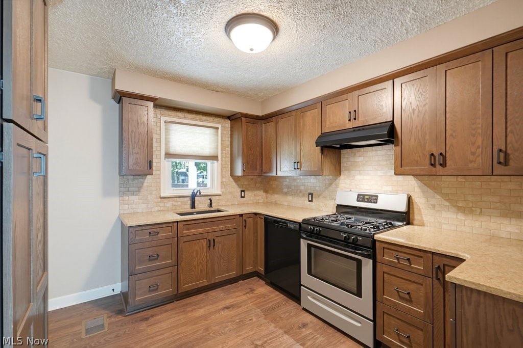 379 Stanford Street Akron OH 44314