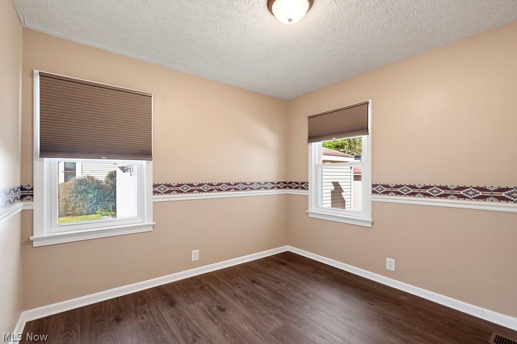 379 Stanford Street Akron OH 44314