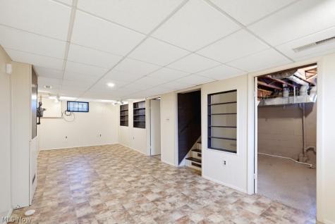 379 Stanford Street Akron OH 44314