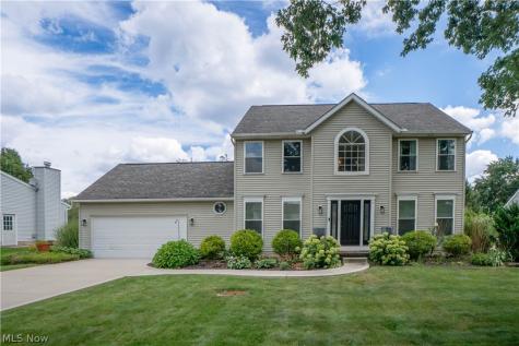 6526 Sugargrove Circle NE Canton OH 44721