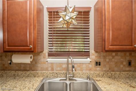 6526 Sugargrove Circle NE Canton OH 44721