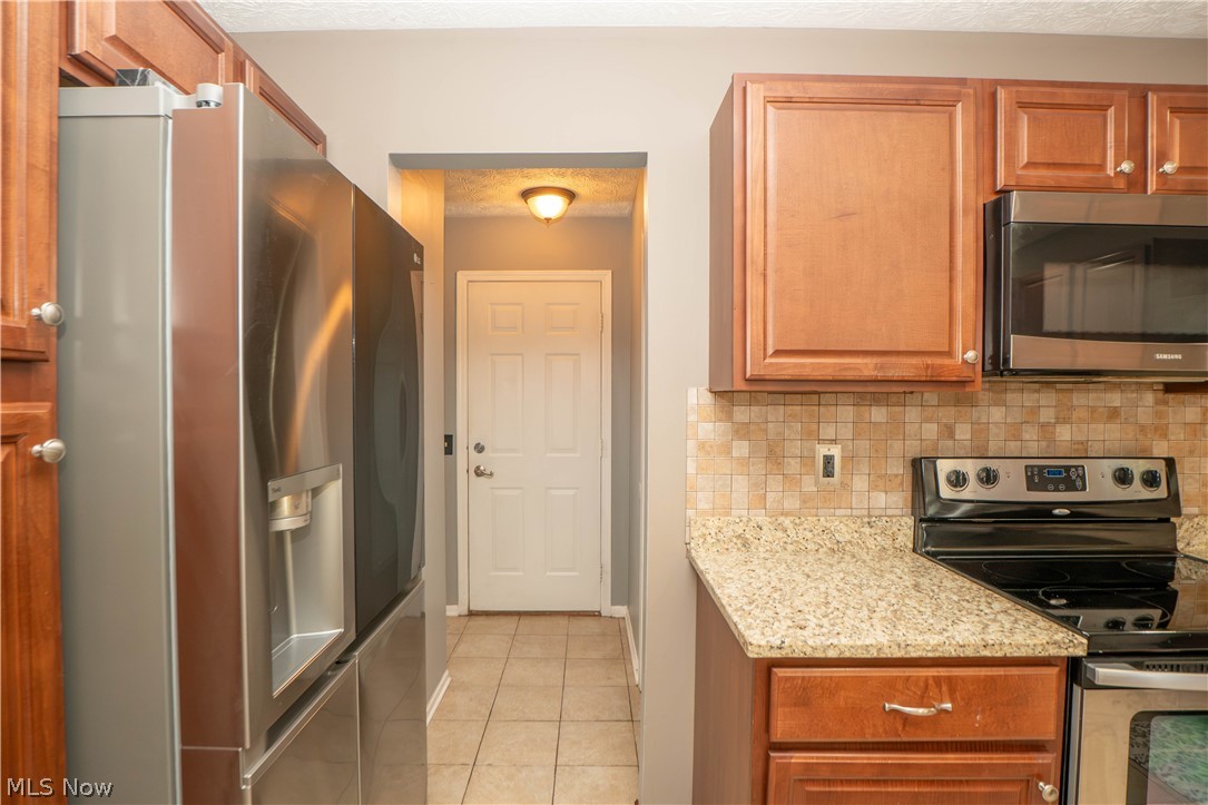 6526 Sugargrove Circle NE Canton OH 44721