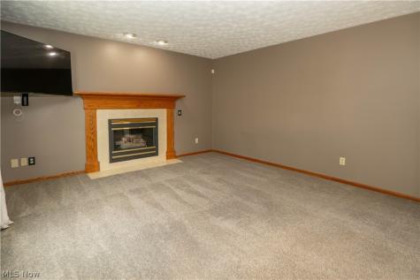 6526 Sugargrove Circle NE Canton OH 44721