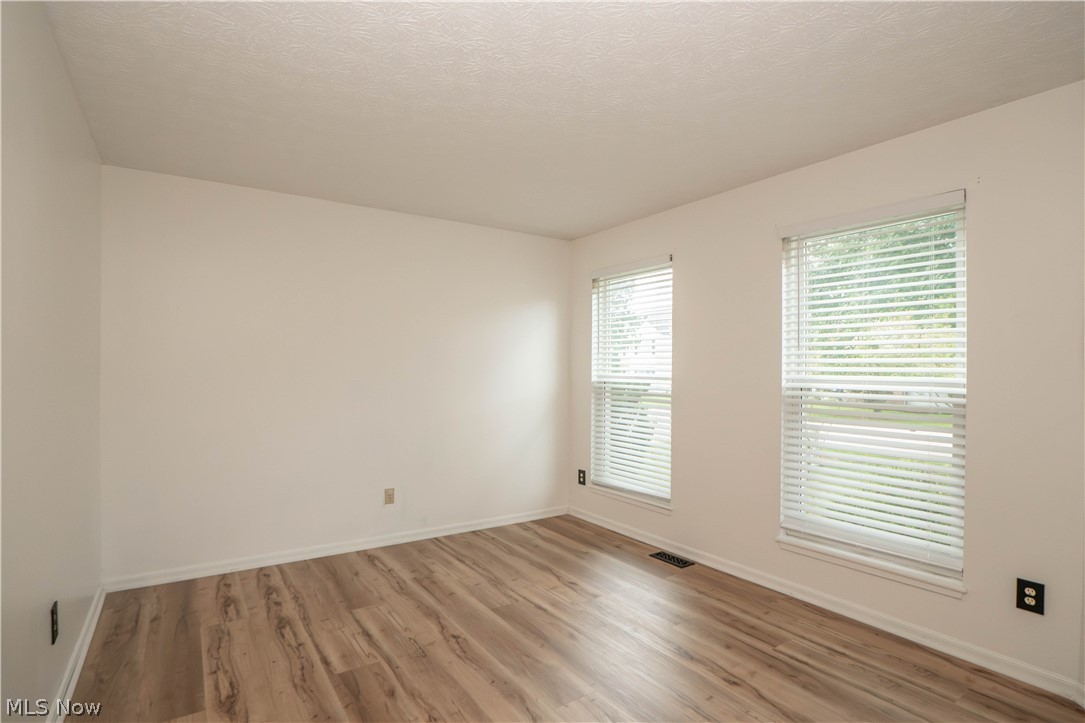 6526 Sugargrove Circle NE Canton OH 44721