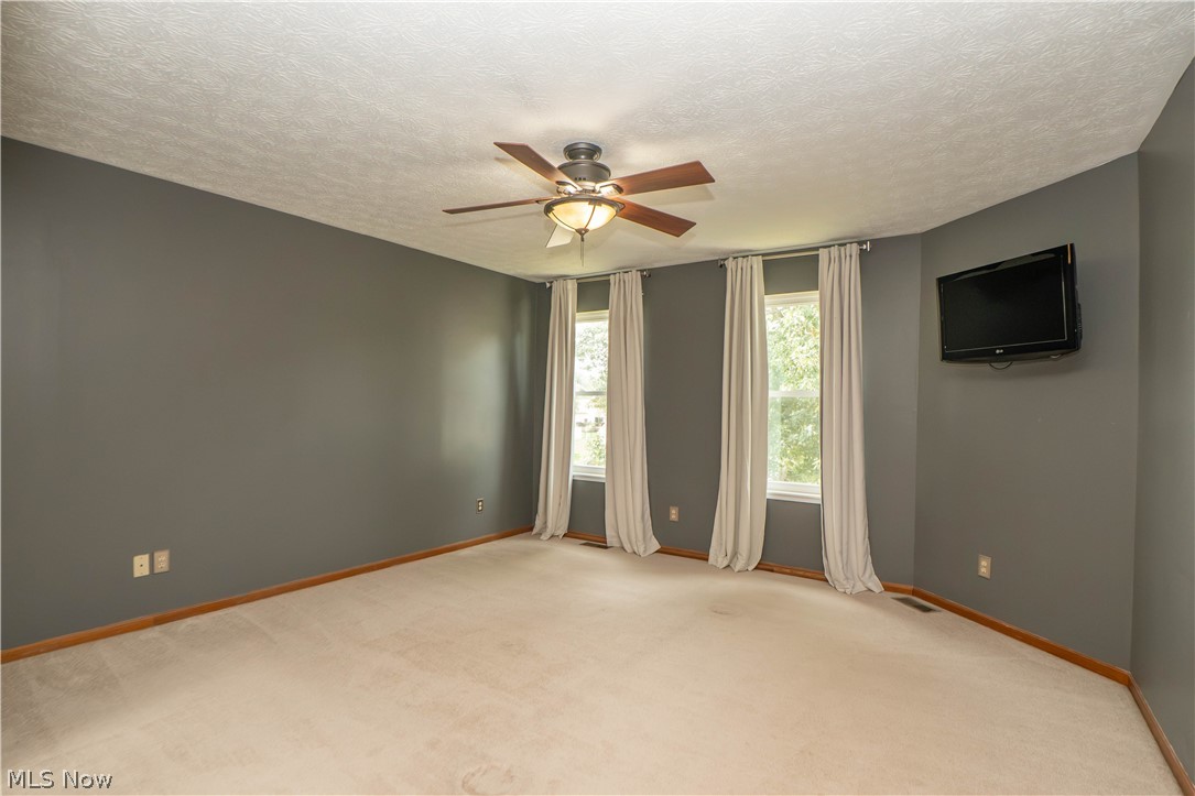 6526 Sugargrove Circle NE Canton OH 44721