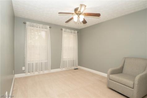 6526 Sugargrove Circle NE Canton OH 44721