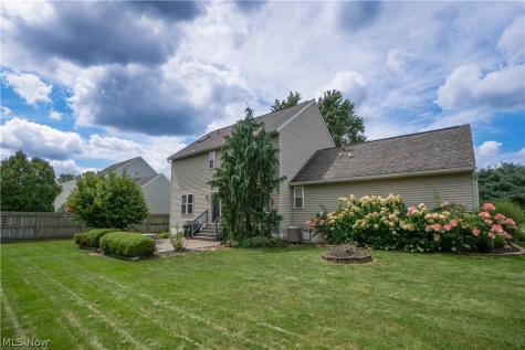 6526 Sugargrove Circle NE Canton OH 44721