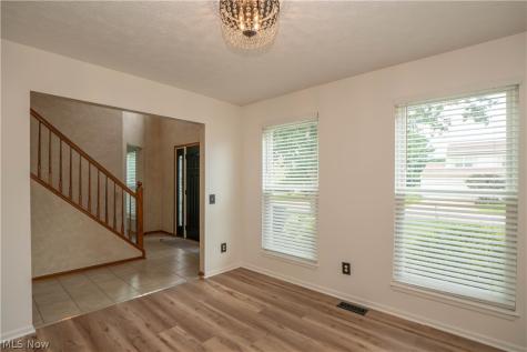 6526 Sugargrove Circle NE Canton OH 44721