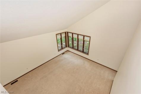 12616 Cedar Road Cleveland Heights OH 44106
