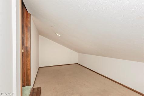 12616 Cedar Road Cleveland Heights OH 44106
