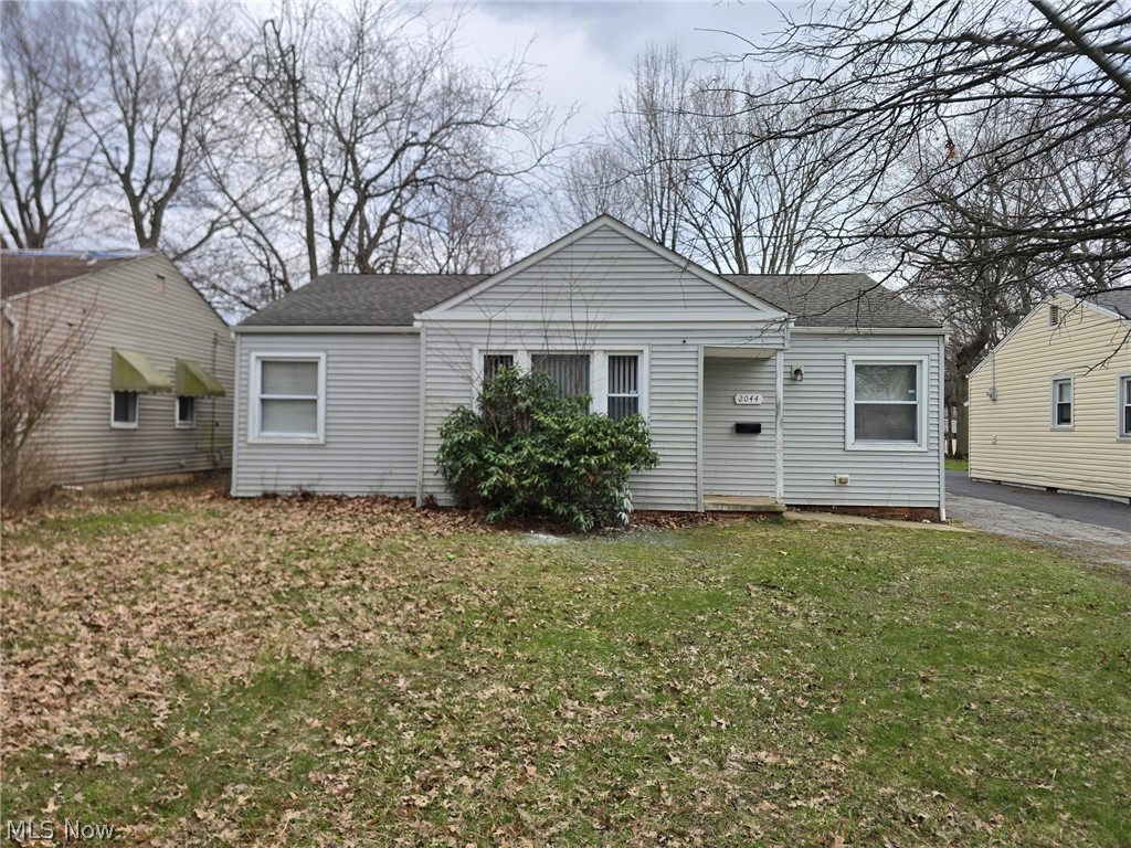 2044 N Green Road Cleveland OH 44121