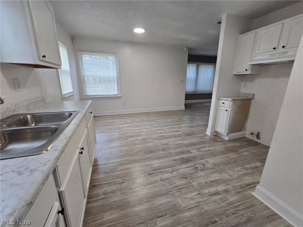 2044 N Green Road Cleveland OH 44121