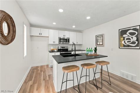 3117 Bailey Road Cuyahoga Falls OH 44221