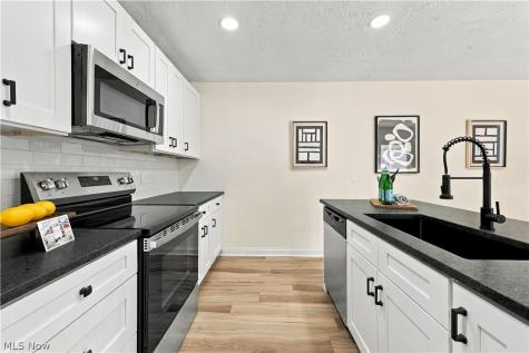 3117 Bailey Road Cuyahoga Falls OH 44221