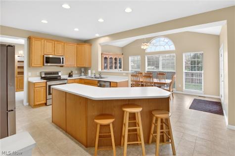 136 Stonesthrow Drive Berea OH 44017