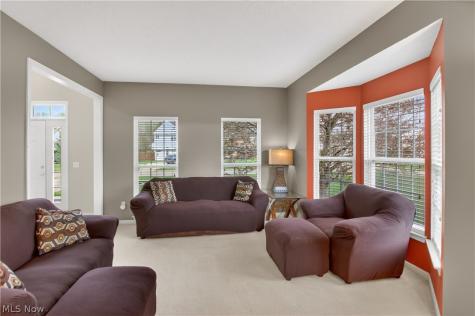 136 Stonesthrow Drive Berea OH 44017
