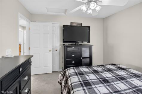 136 Stonesthrow Drive Berea OH 44017