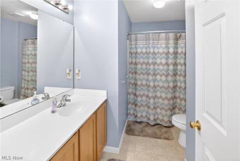 136 Stonesthrow Drive Berea OH 44017