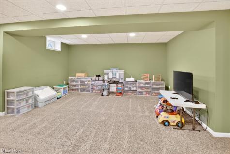 136 Stonesthrow Drive Berea OH 44017