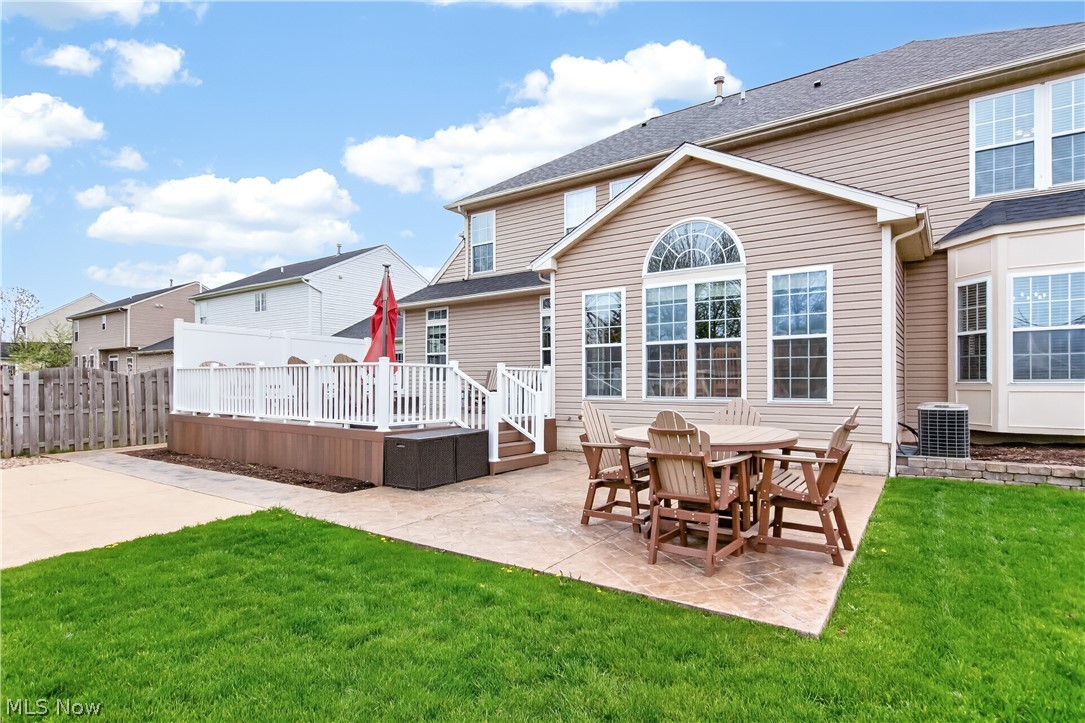 136 Stonesthrow Drive Berea OH 44017
