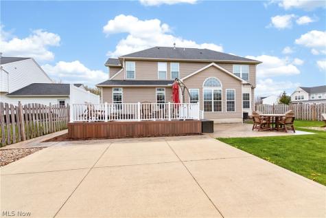 136 Stonesthrow Drive Berea OH 44017