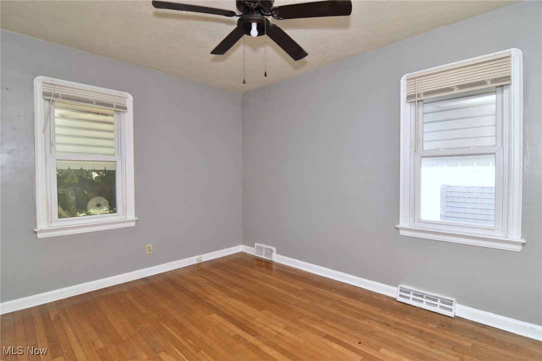 11909 Mortimer Avenue Cleveland OH 44111