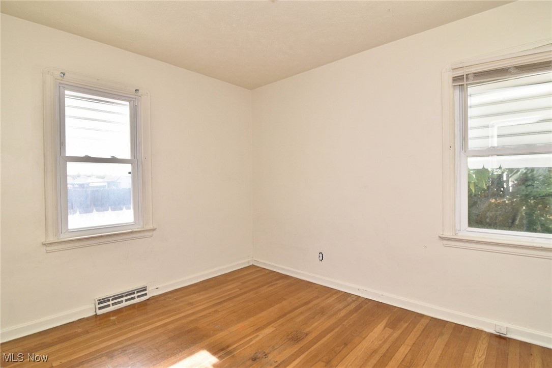 11909 Mortimer Avenue Cleveland OH 44111