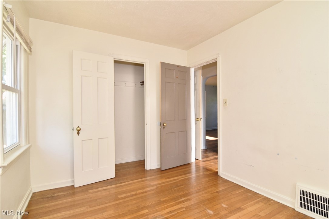 11909 Mortimer Avenue Cleveland OH 44111