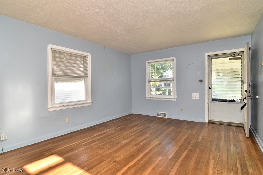 11909 Mortimer Avenue Cleveland OH 44111