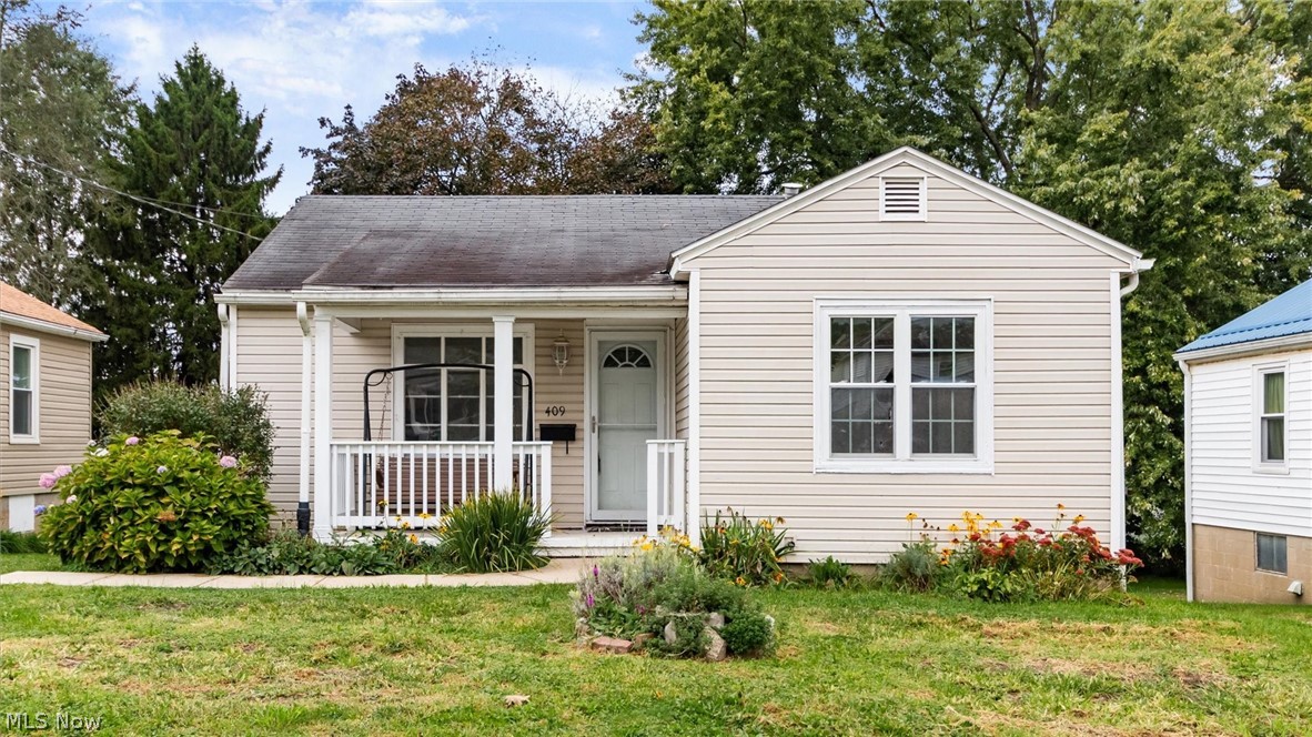 409 Smithfield Avenue Zanesville OH 43701