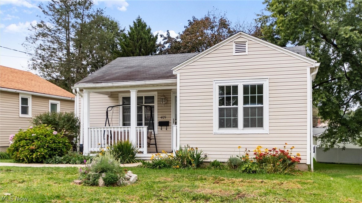 409 Smithfield Avenue Zanesville OH 43701