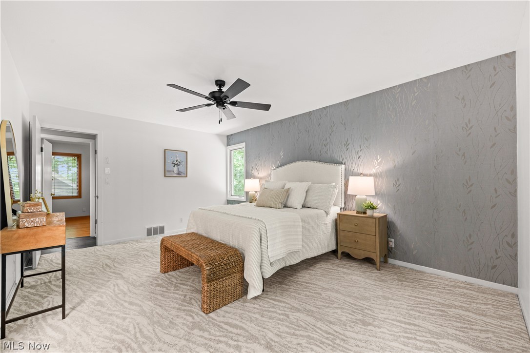 1049 N Medina Line Road Akron OH 44333