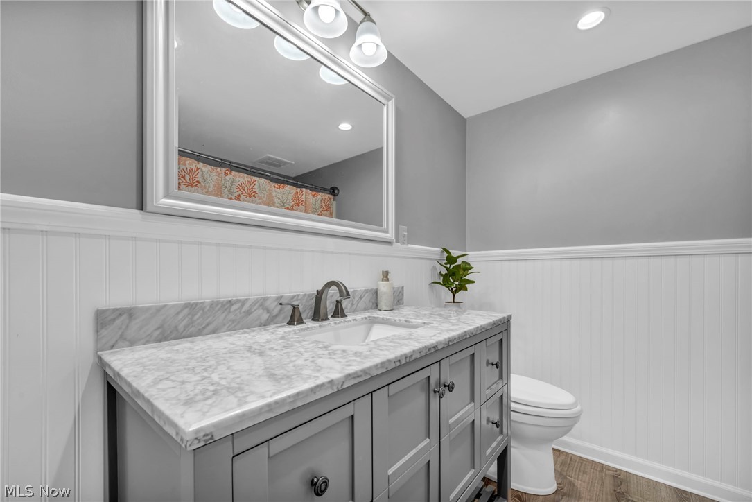 5814 Lake Cable Avenue NW Canton OH 44718