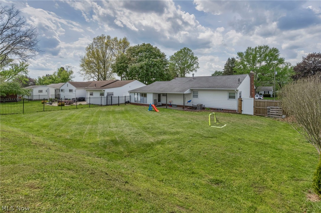 5814 Lake Cable Avenue NW Canton OH 44718
