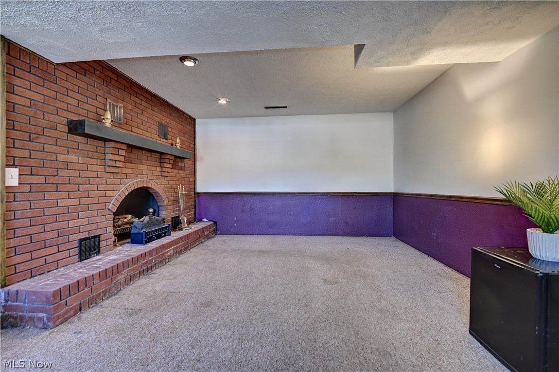 592 Hilan Avenue SW New Philadelphia OH 44663