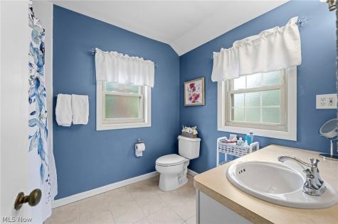 3202 W 165th Street Cleveland OH 44111
