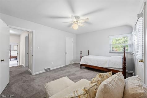3202 W 165th Street Cleveland OH 44111