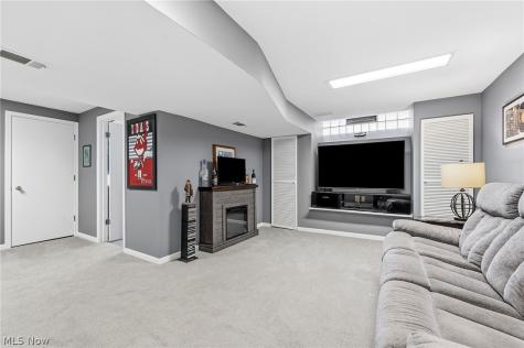 3202 W 165th Street Cleveland OH 44111