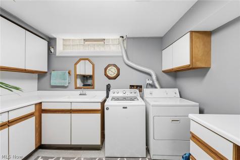3202 W 165th Street Cleveland OH 44111