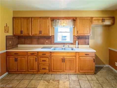 1339 Douglas Avenue Youngstown OH 44502