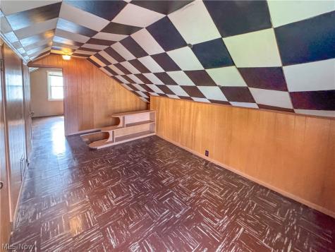 1339 Douglas Avenue Youngstown OH 44502