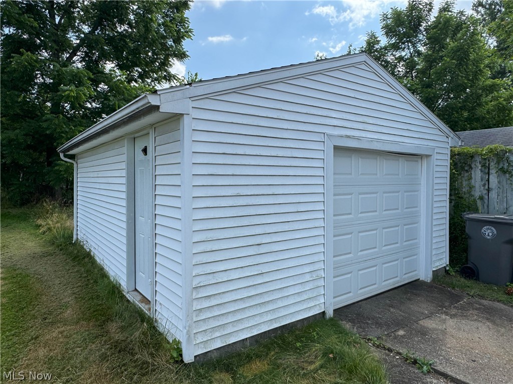 1339 Douglas Avenue Youngstown OH 44502