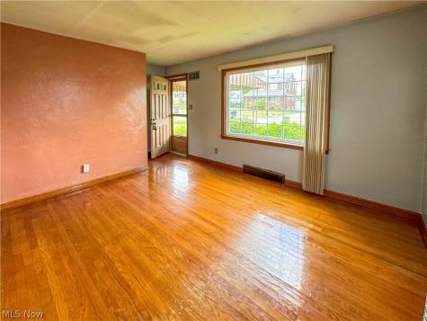 1339 Douglas Avenue Youngstown OH 44502
